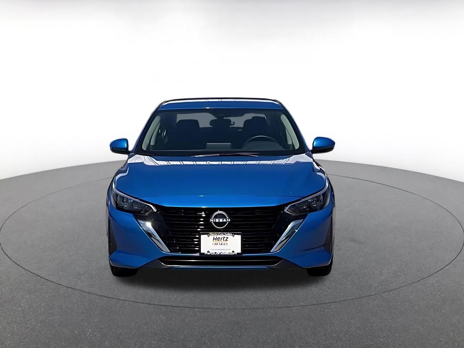 Used 2025 Nissan Sentra SV image 4