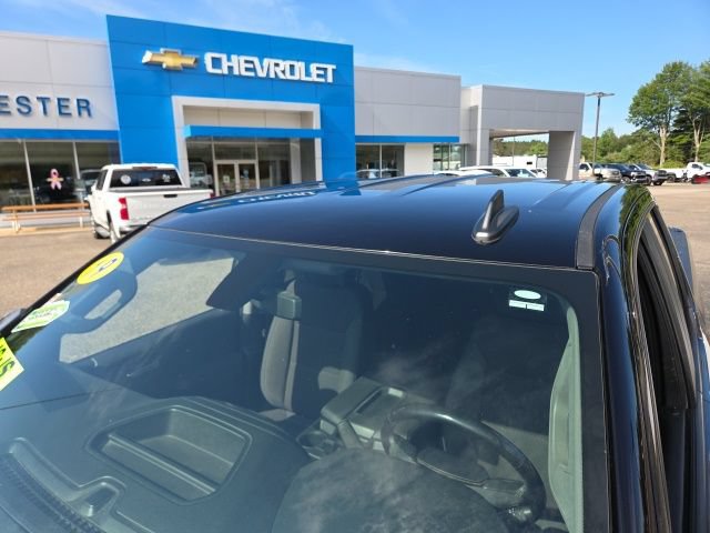 Used 2019 Chevrolet Silverado 1500 LT w/ All-Star Edition AWD/4WD image 39