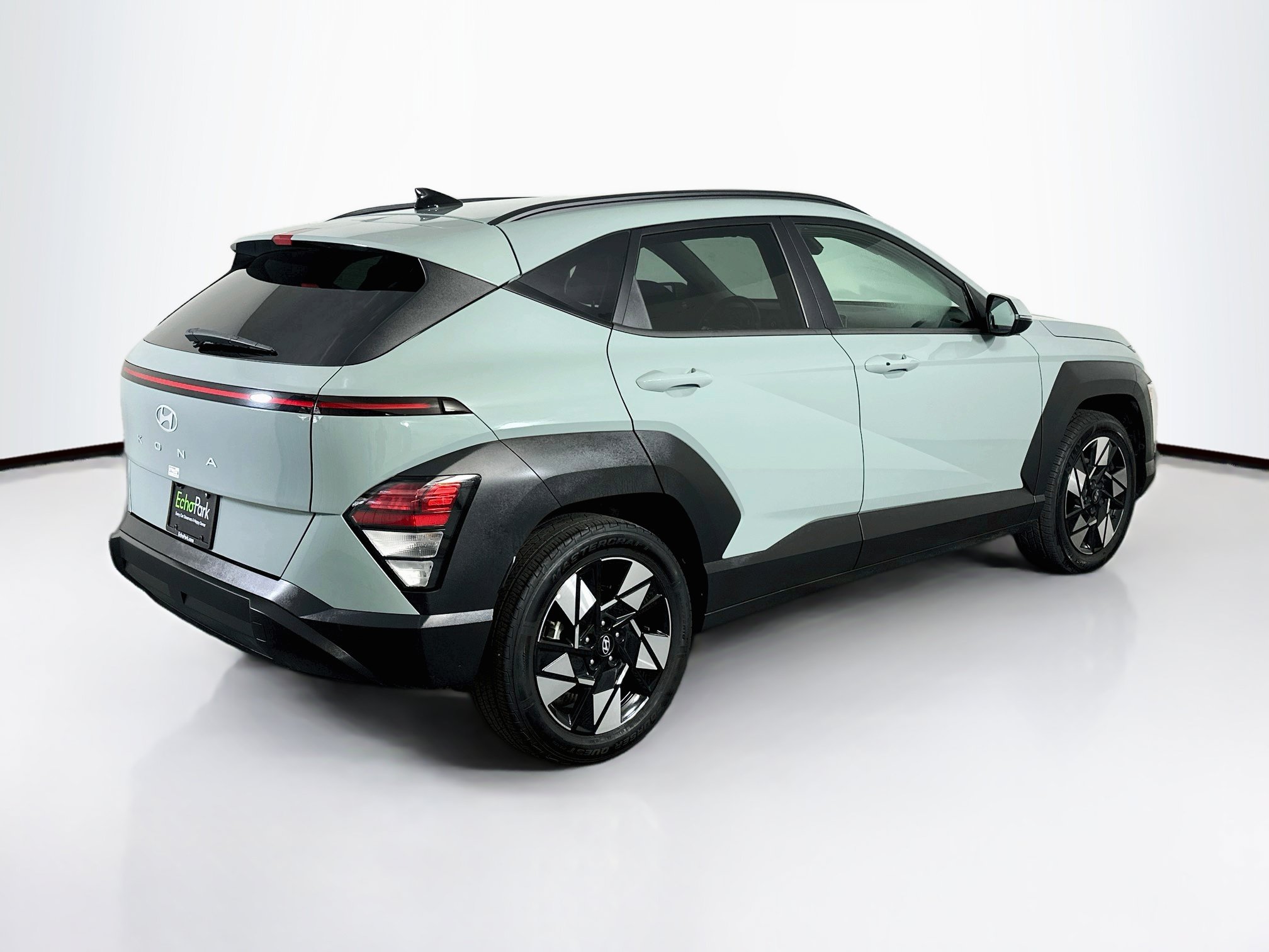 Used 2025 Hyundai Kona SEL FWD image 9