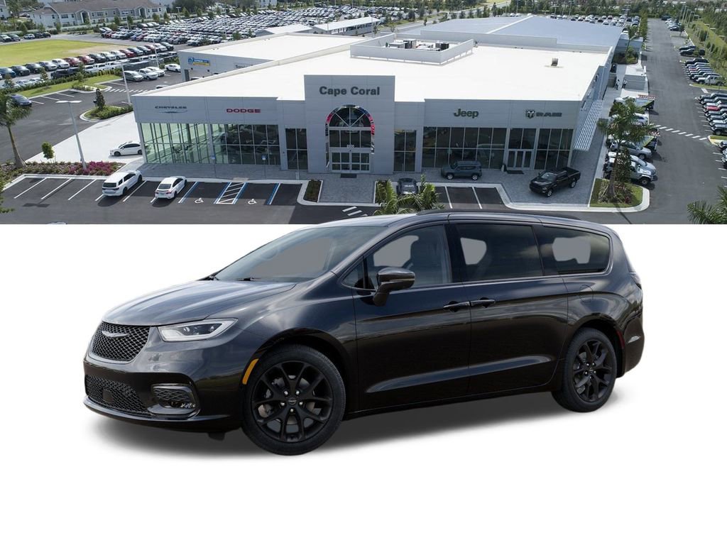 New 2026 Chrysler Pacifica Limited w/ S Appearance Package image 2