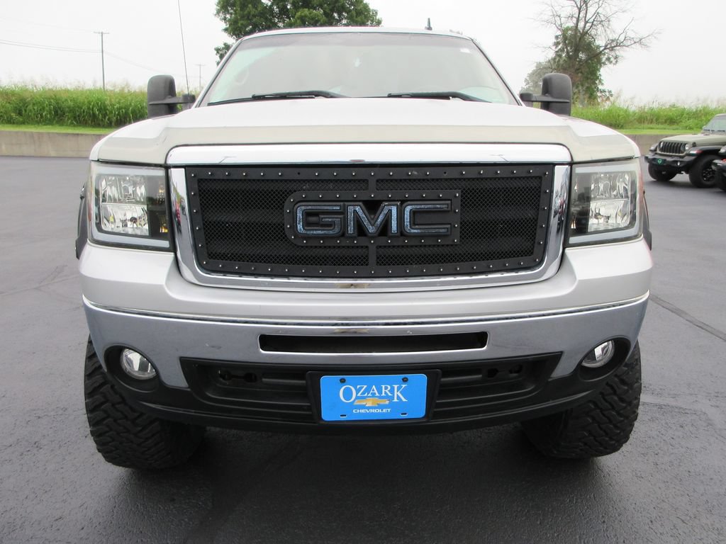 Used 2011 GMC Sierra 1500 SLE w/ Power Tech Package AWD/4WD image 8