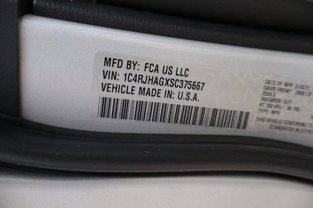 New 2025 Jeep Grand Cherokee Altitude image 43