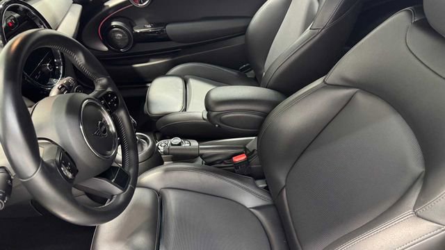 Used 2022 MINI Cooper S image 22