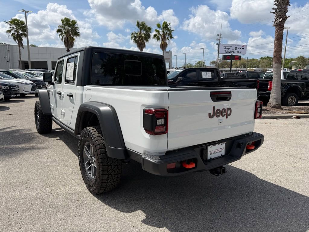 Used 2025 Jeep Gladiator Mojave w/ Convenience Group image 4