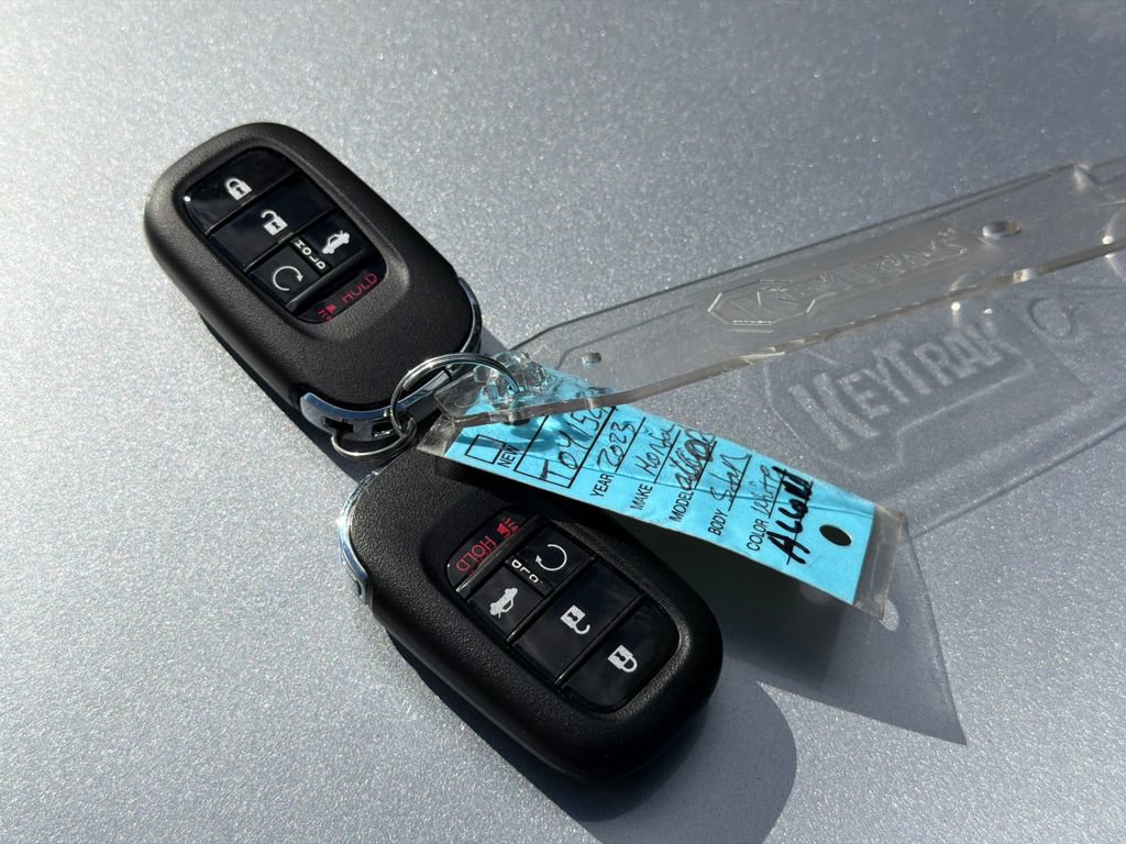 Used 2023 Honda Accord EX image 31