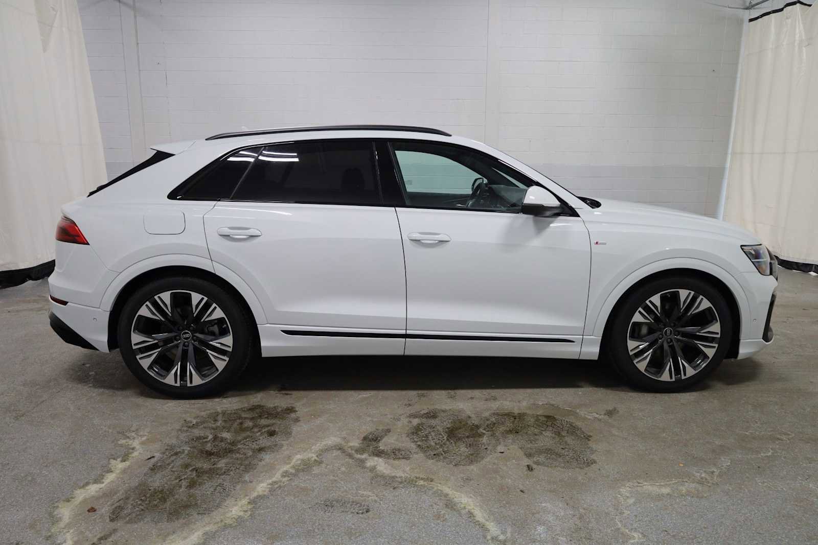 New 2026 Audi Q8 Premium Plus image 10