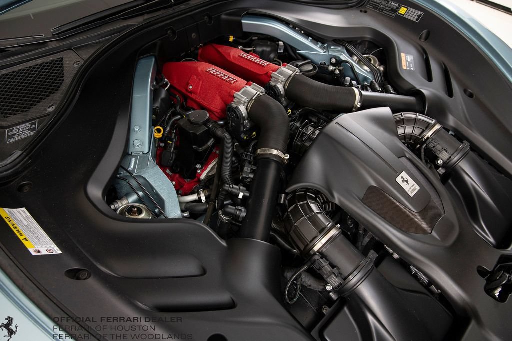Used 2024 Ferrari Roma Spider RWD image 36