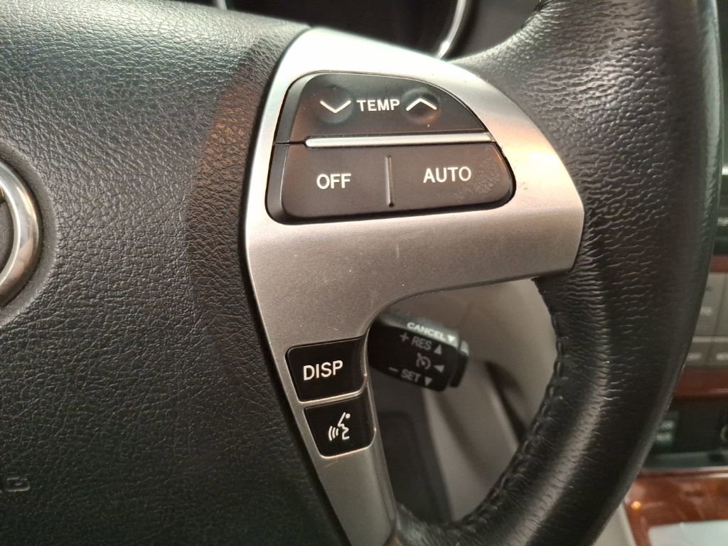 Used 2012 Toyota Highlander Limited image 20