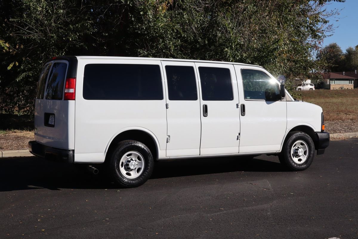 Used 2017 Chevrolet Express 2500 LS image 4