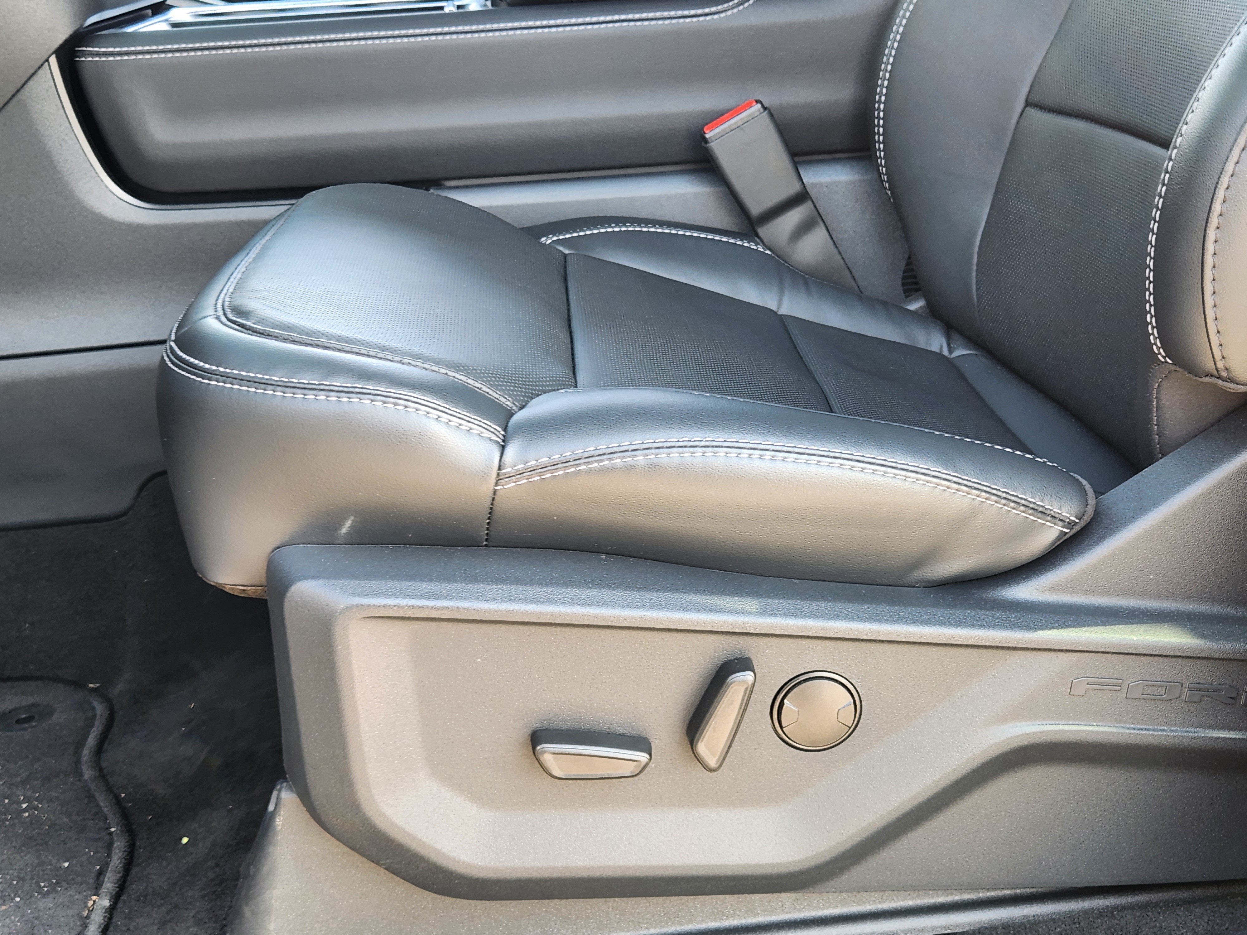 New 2026 Ford Expedition Max Platinum w/ Stealth Appearance Package AWD/4WD image 18