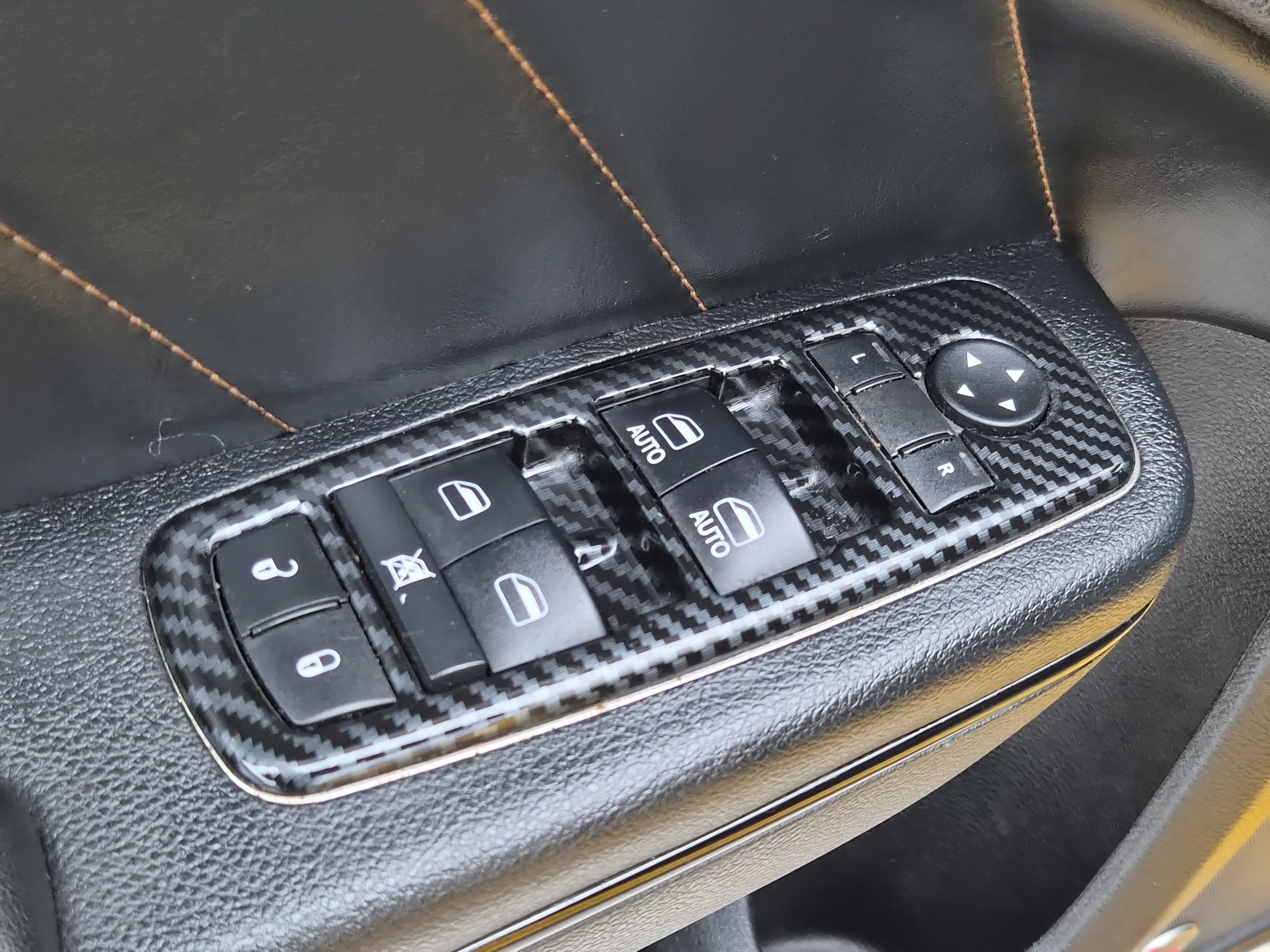 Used 2017 Dodge Charger R/T image 19