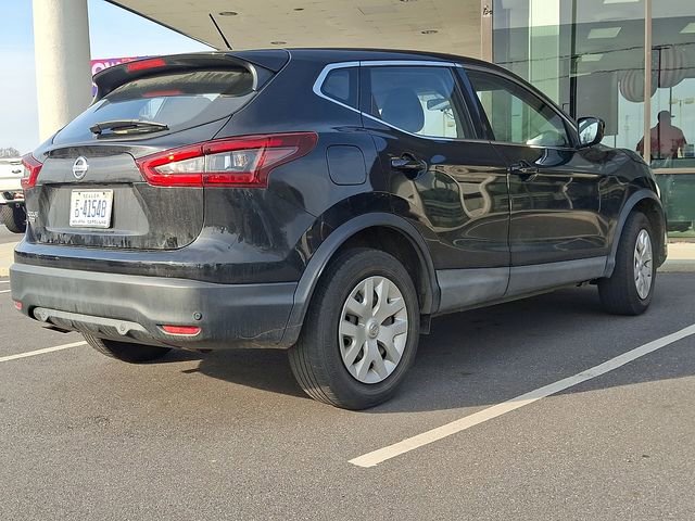 Used 2020 Nissan Rogue Sport S image 3