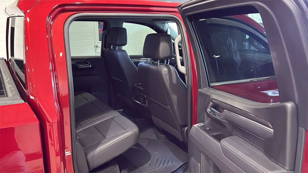 Used 2025 Chevrolet Silverado 1500 LTZ w/ LTZ Premium Package image 14