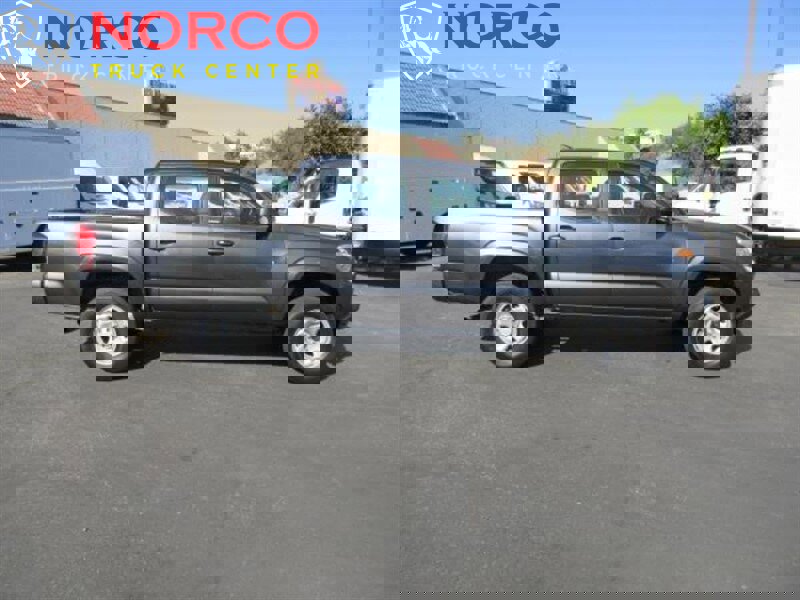 Used 2017 Toyota Tacoma SR w/ Tow Package