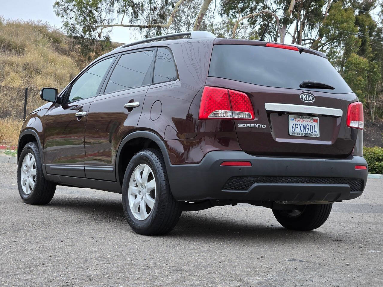 Used 2011 Kia Sorento LX w/ Convenience Pkg image 12