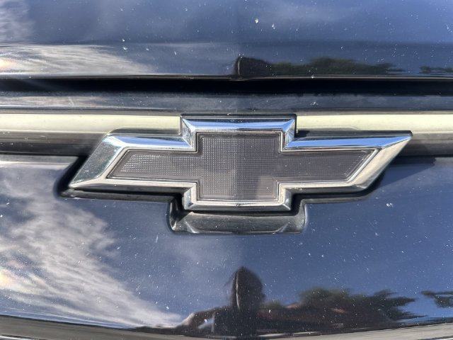 Used 2025 Chevrolet Equinox EV RS FWD image 10