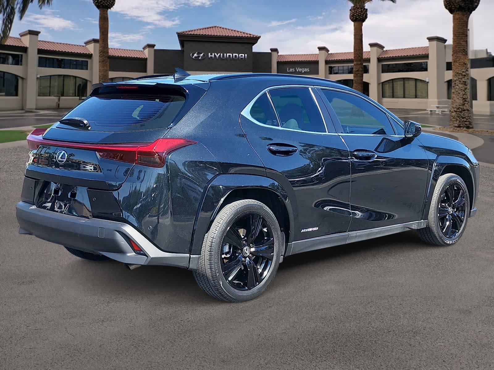 Used 2021 Lexus UX 250h w/ Premium Package AWD/4WD image 8