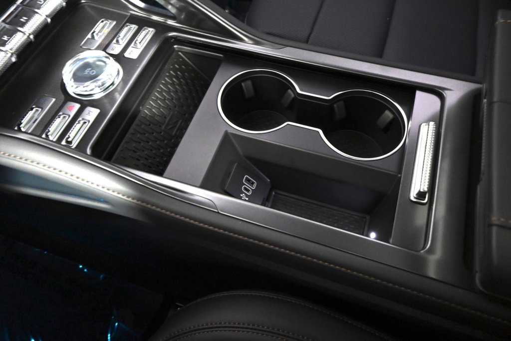 New 2026 Lincoln Nautilus Premier w/ Equipment Group 102A image 30