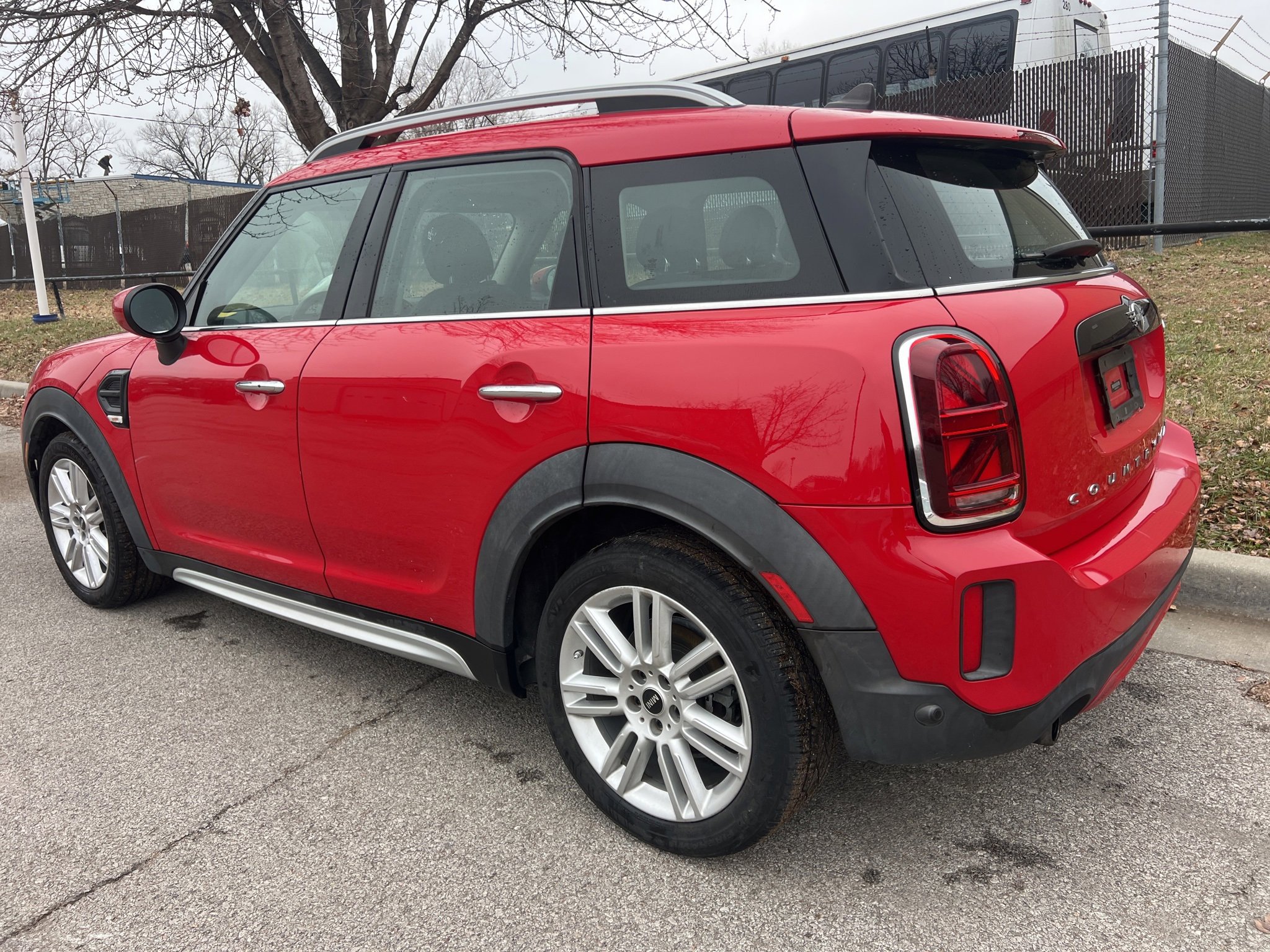 Used 2022 MINI Cooper Countryman image 7