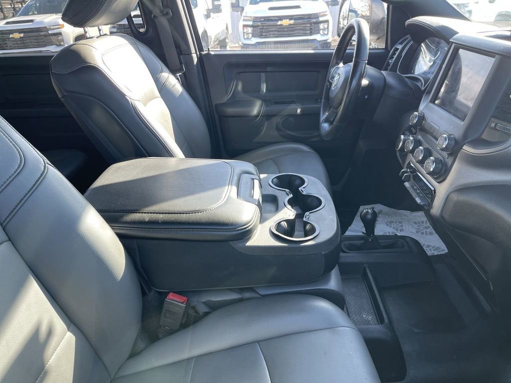 Used 2021 RAM 2500 Tradesman w/ Chrome Appearance Group image 11