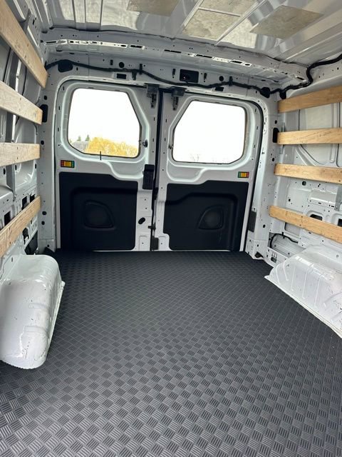 Used 2023 Ford Transit 250 Low Roof AWD w/ Exterior Upgrade Package image 30