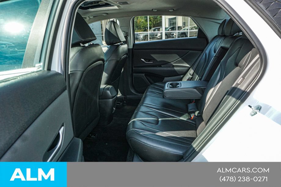 Used 2024 Hyundai Elantra Limited FWD image 19