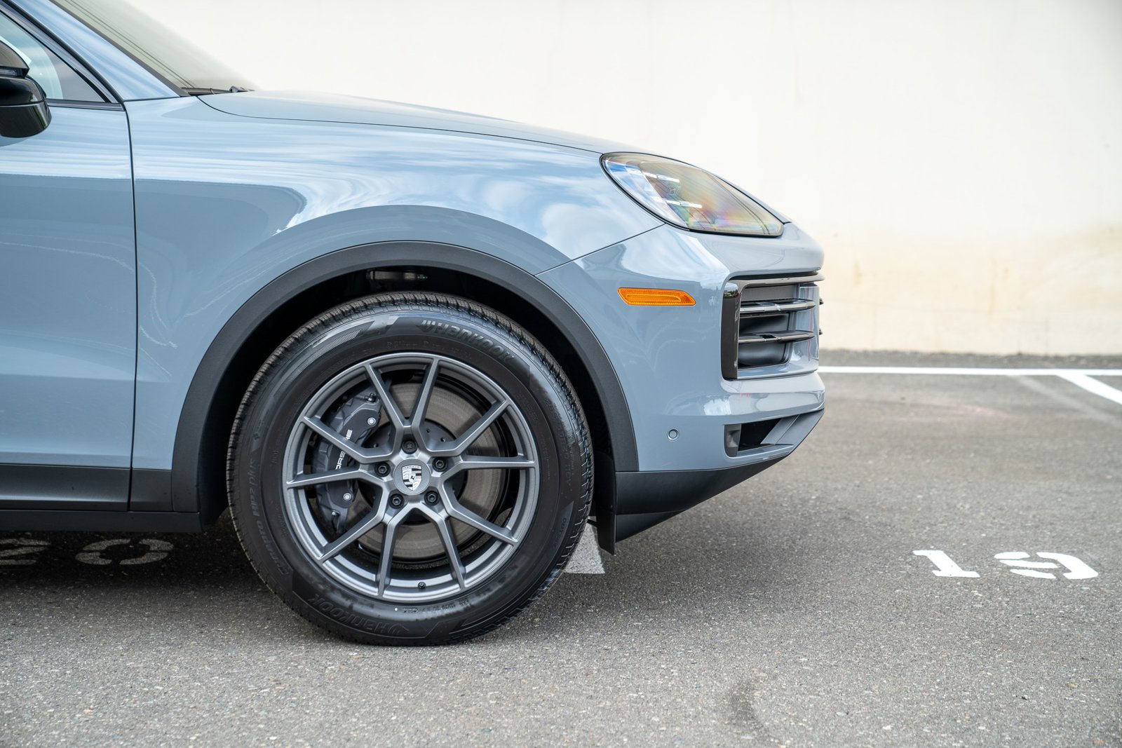 Certified 2026 Porsche Cayenne AWD/4WD image 9