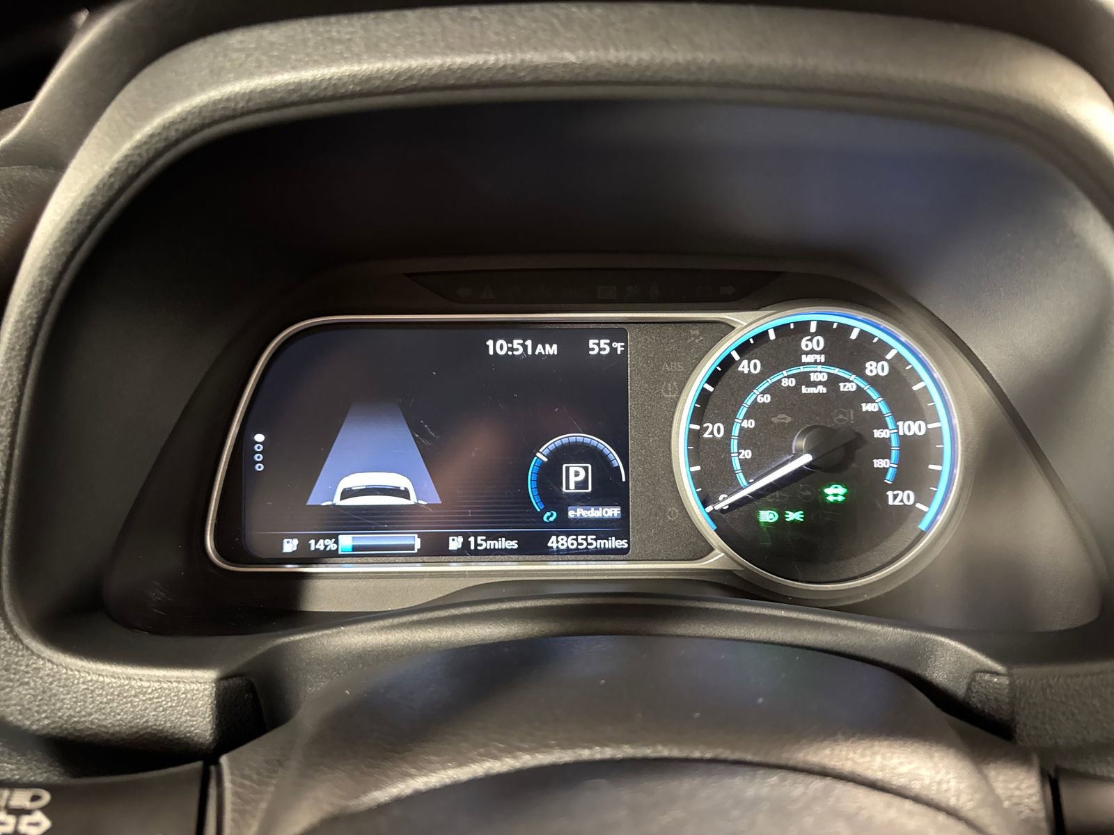 Used 2020 Nissan Leaf SV w/ SV Technology Package FWD image 20