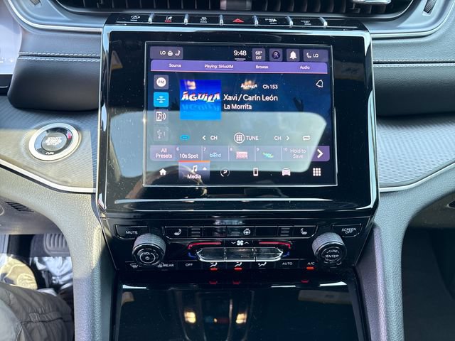 Used 2024 Jeep Grand Cherokee Altitude AWD/4WD image 22