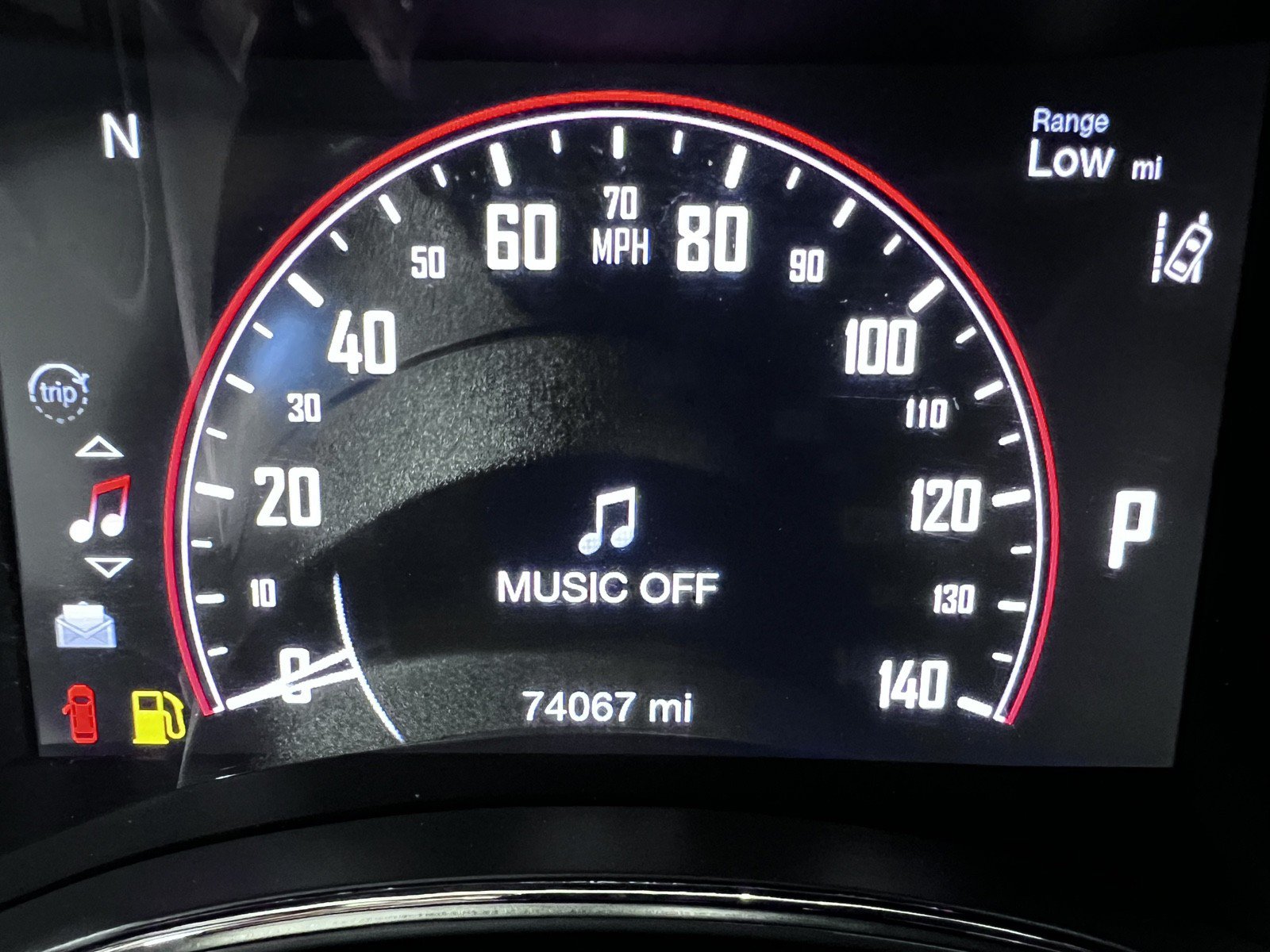 Used 2018 Dodge Durango R/T w/ Technology Group AWD/4WD image 12