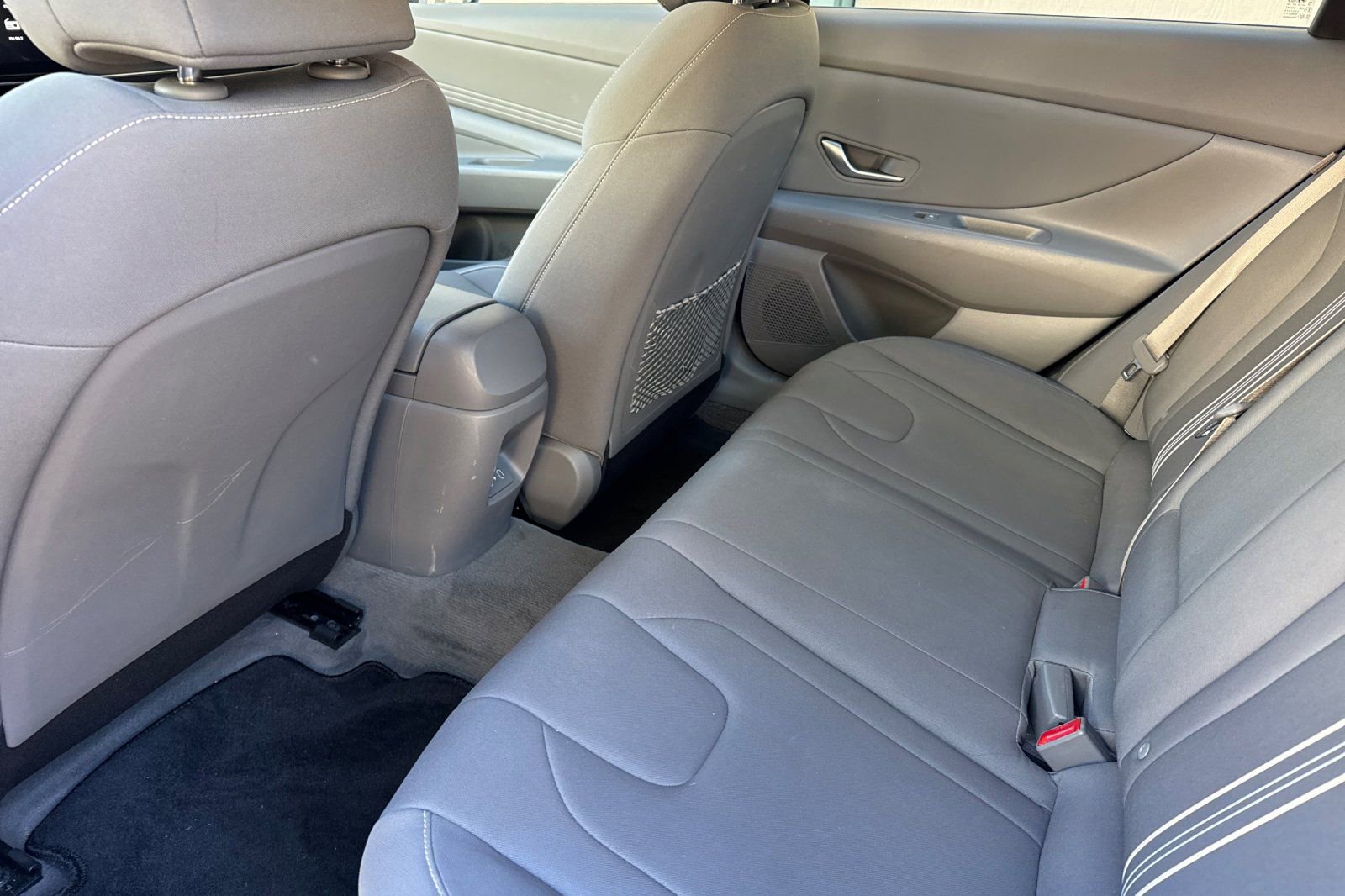 Used 2024 Hyundai Elantra SEL w/ Convenience Package image 15