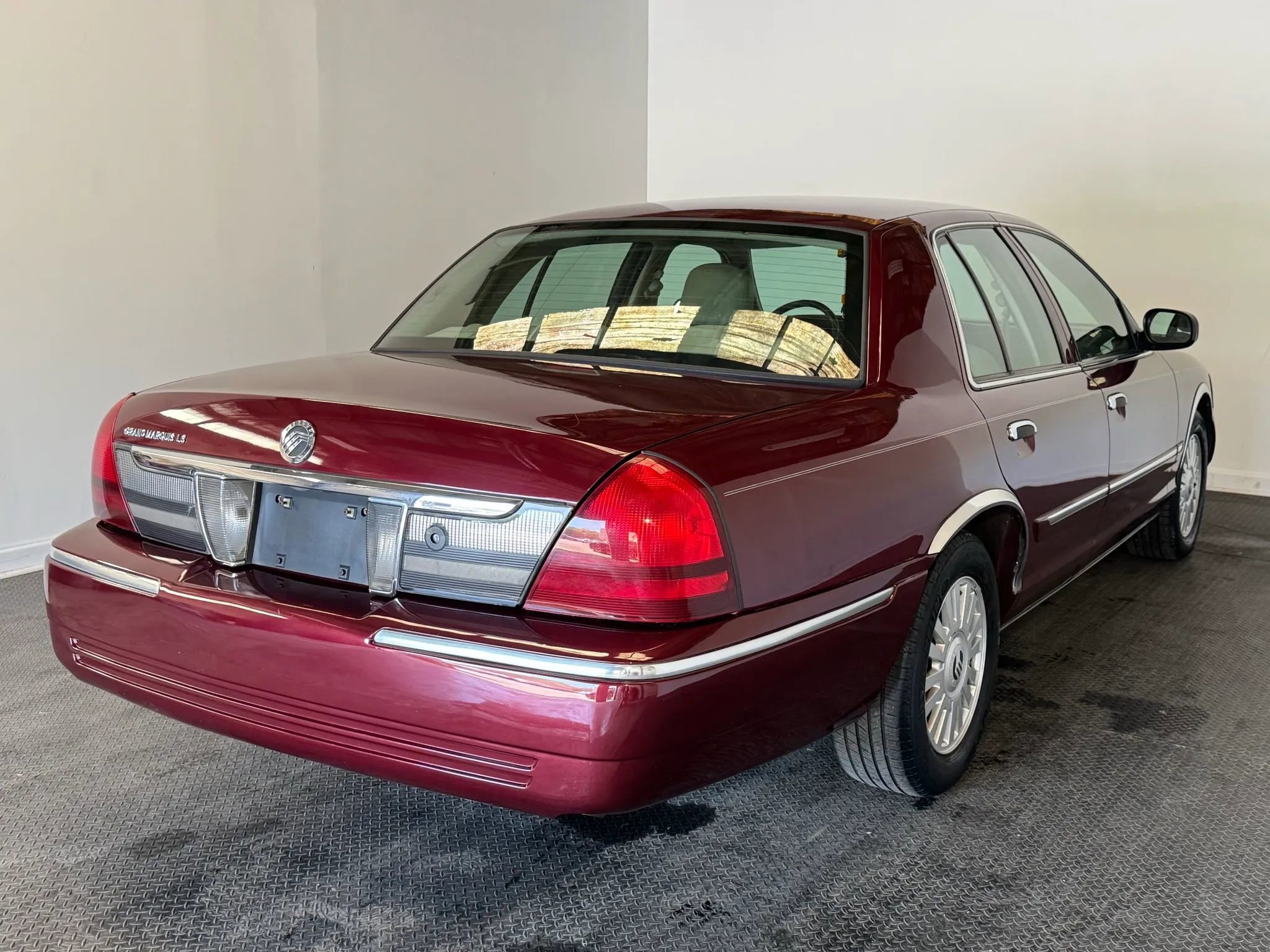 Used 2007 Mercury Grand Marquis LS image 6