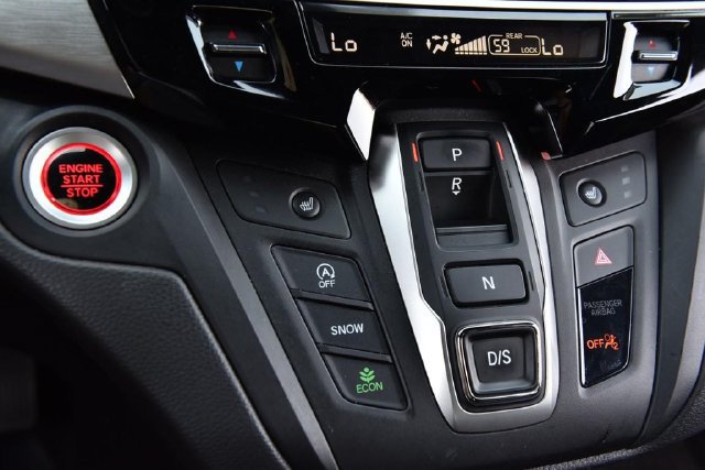 Used 2025 Honda Odyssey Sport-L image 17
