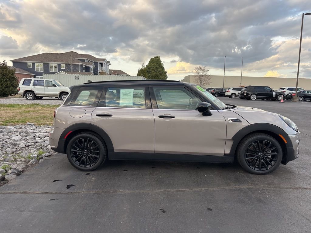 Used 2022 MINI Cooper Clubman S w/ Premium Package image 7
