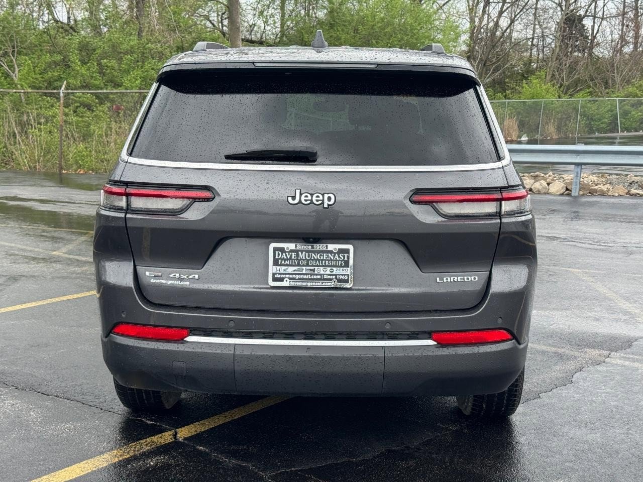 Used 2022 Jeep Grand Cherokee L Laredo w/ Luxury Tech Group I AWD/4WD image 9