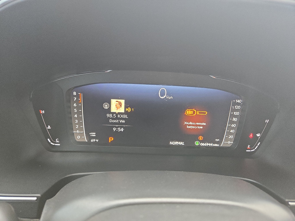 Used 2023 Honda Pilot Elite image 13