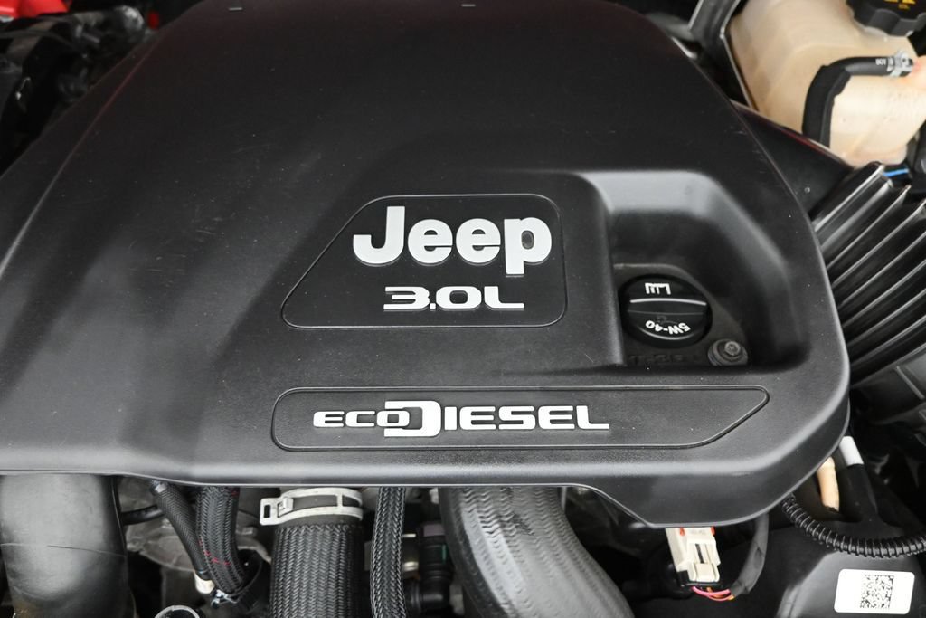 Used 2022 Jeep Gladiator Rubicon w/ LED Lighting Group AWD/4WD image 48