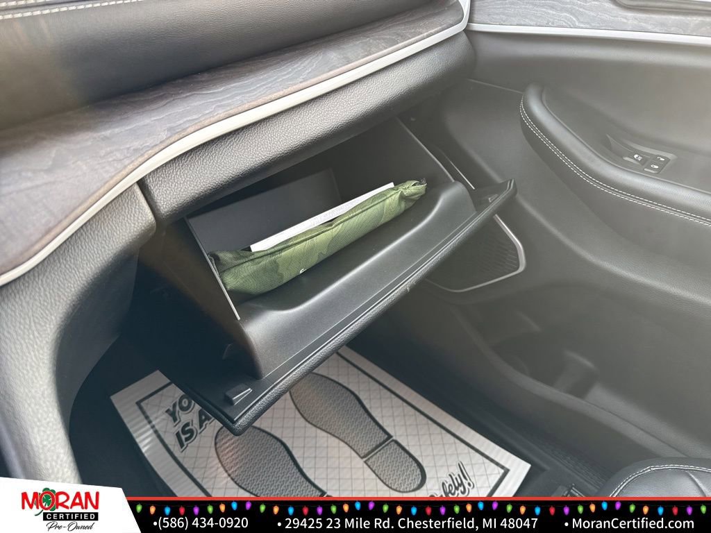 Used 2022 Jeep Grand Cherokee Limited w/ Trailer Tow Prep Group (B) image 22