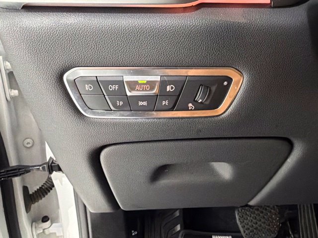 Used 2019 BMW X5 xDrive40i w/ Premium Package 2 AWD/4WD image 12
