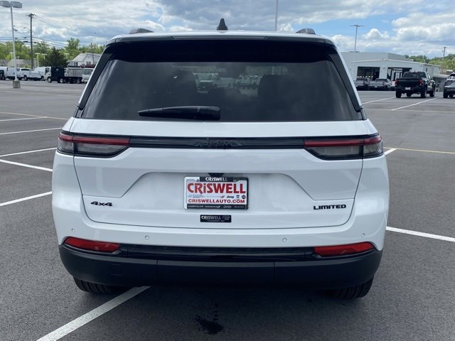 New 2025 Jeep Grand Cherokee Limited w/ Black Appearance Package image 6