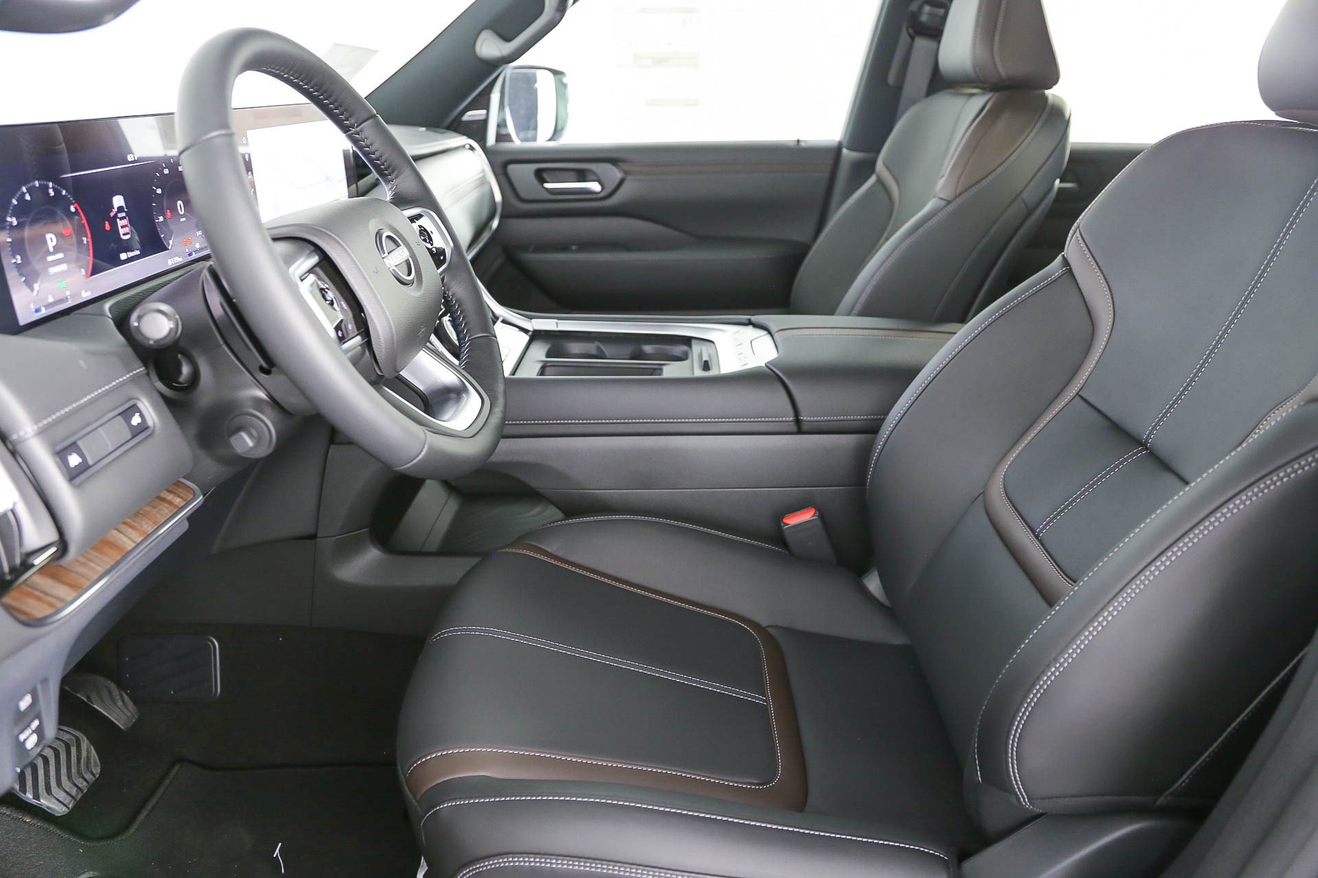 New 2025 Nissan Armada SL image 23