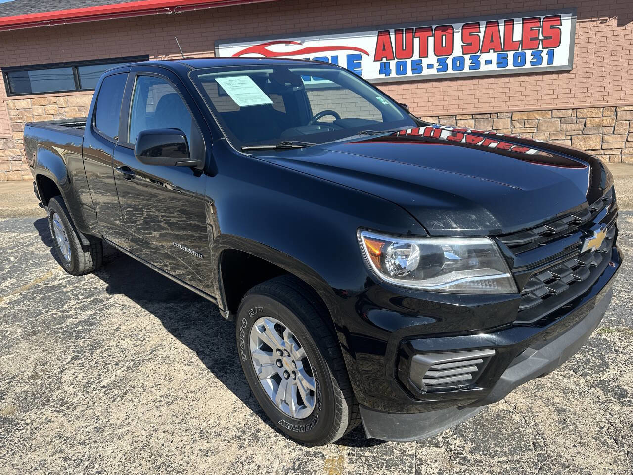 Used 2022 Chevrolet Colorado LT w/ Fleet Safety Package image 13