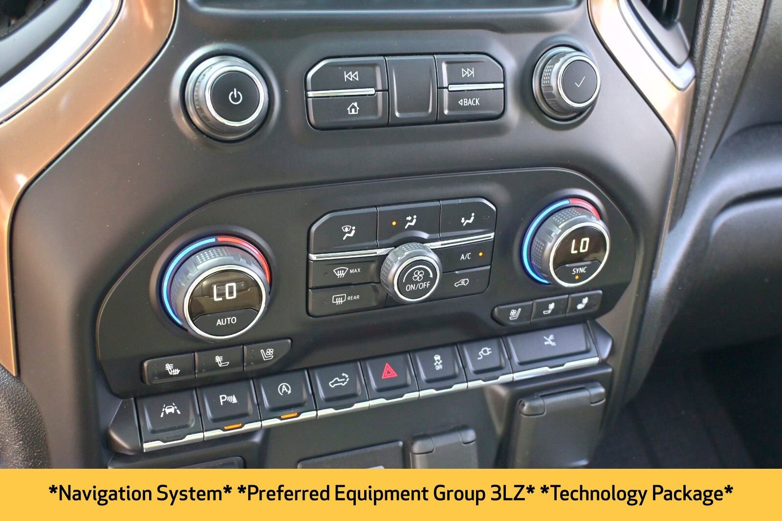 Used 2019 Chevrolet Silverado 1500 High Country w/ Technology Package image 8