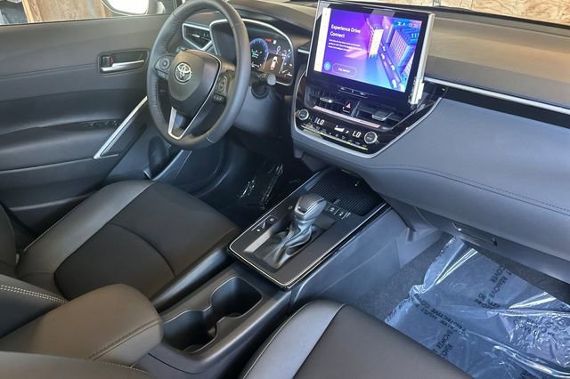 Used 2026 Toyota Corolla Cross XLE w/ Convenience Package image 16