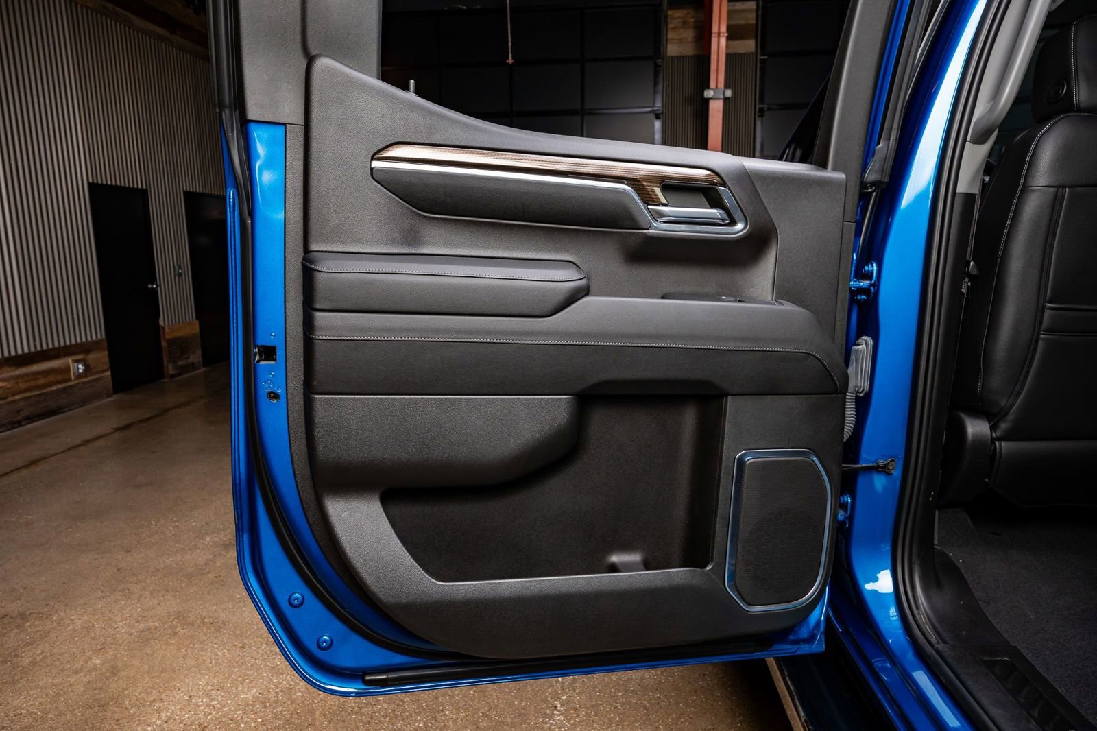 Used 2023 Chevrolet Silverado 1500 RST image 38