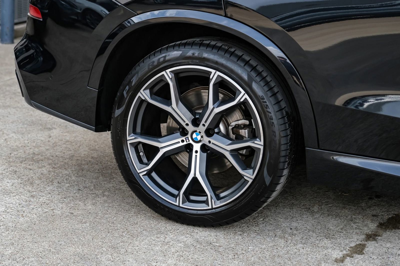 Used 2023 BMW X5 sDrive40i w/ Executive Package image 56