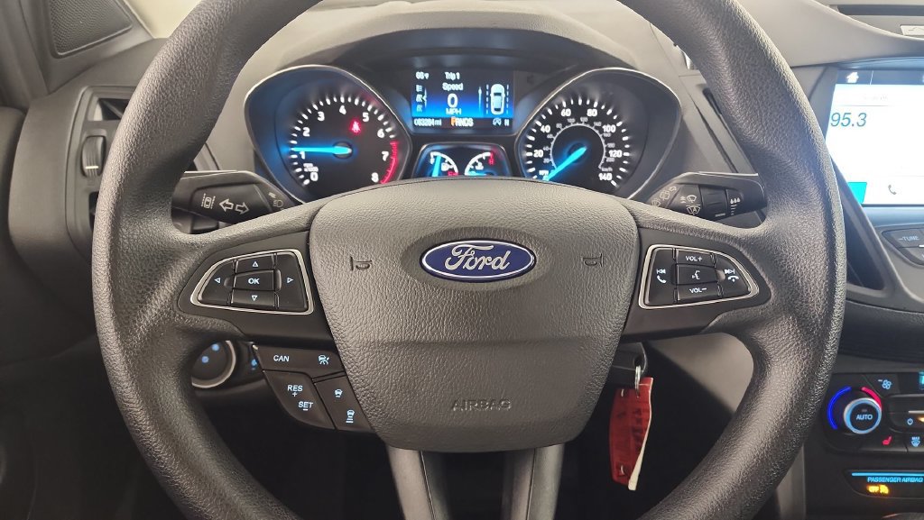 Used 2018 Ford Escape SE w/ Ford Safe & Smart Package AWD/4WD image 12