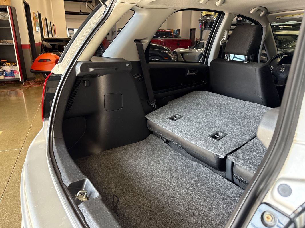 Used 2008 Suzuki SX4 AWD Hatchback image 88