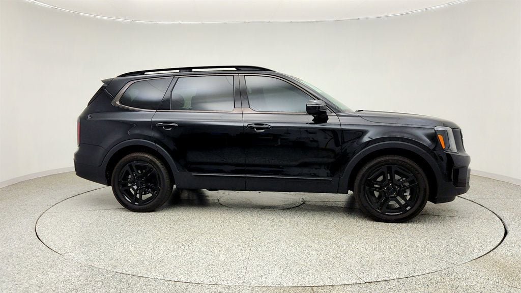 Used 2025 Kia Telluride EX X-Line AWD/4WD image 4