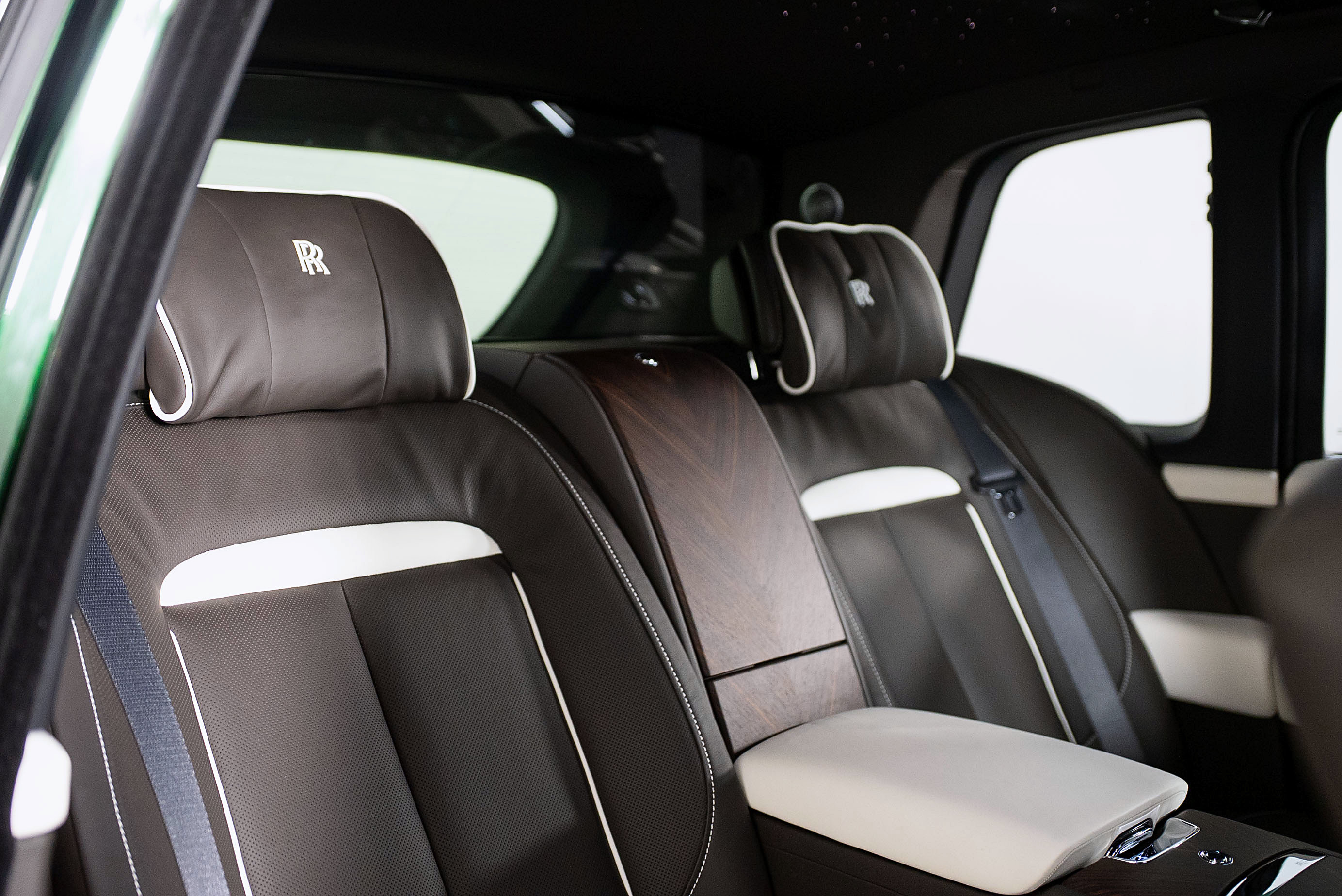 Used 2023 Rolls-Royce Cullinan w/ Cullinan Package AWD/4WD image 9